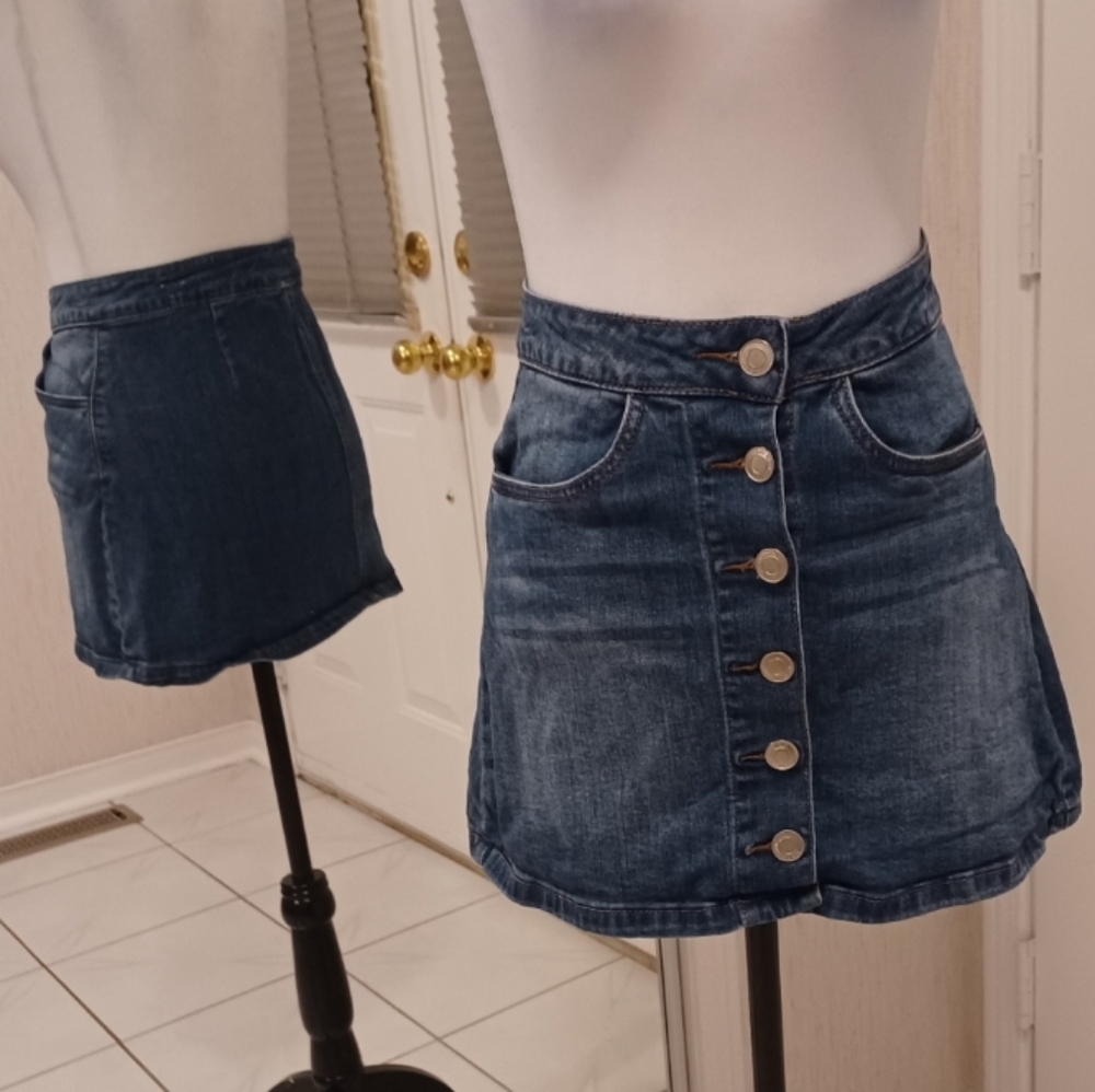 4/$60 Blue Button-Up Jean Skirt - Size XS